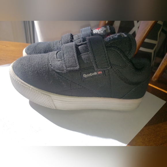Reebok Other - Reebok boys Sneakers